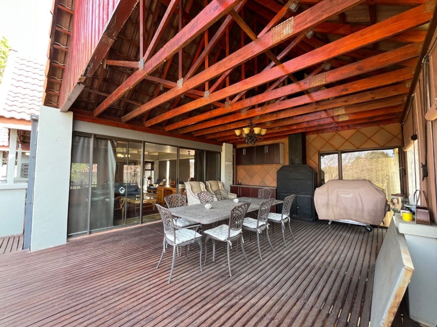 4 Bedroom Property for Sale in Woodland Hills Free State